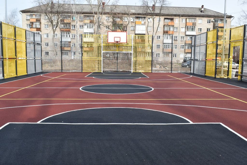 Спортивная площадка г. Пермь, ул. Ушинского, 9