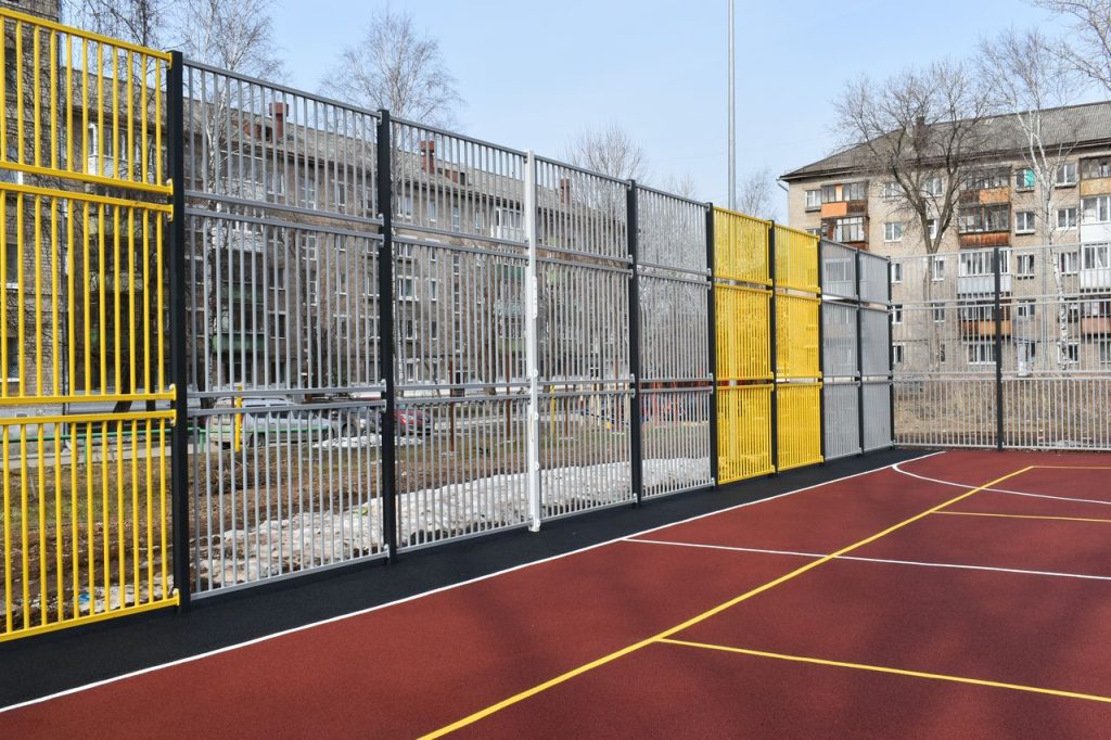 Спортивная площадка г. Пермь, ул. Ушинского, 9