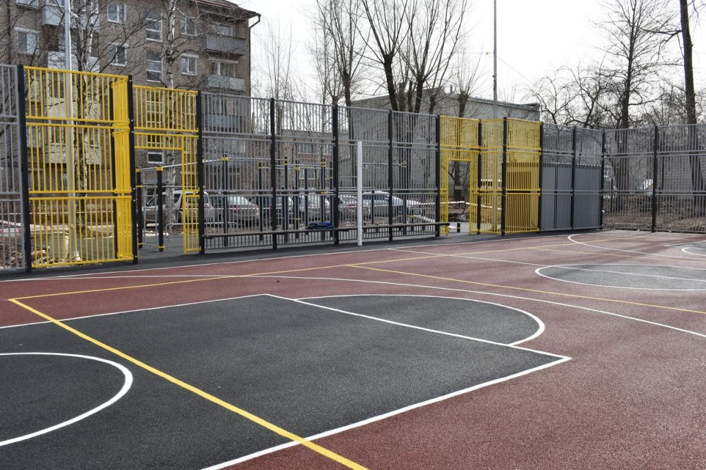 Спортивная площадка г. Пермь, ул. Ушинского, 9